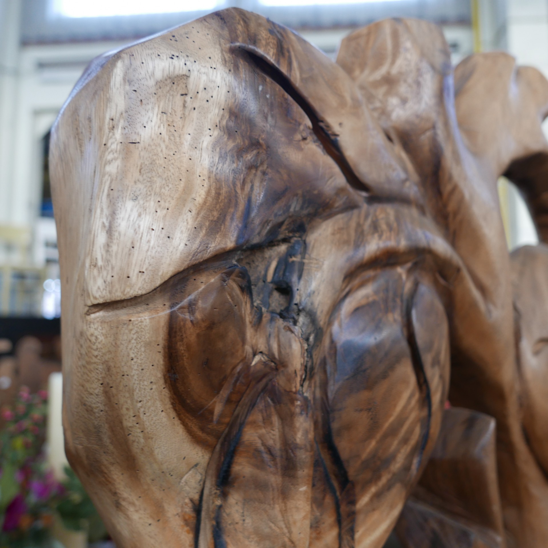 Houten beeld bladeren