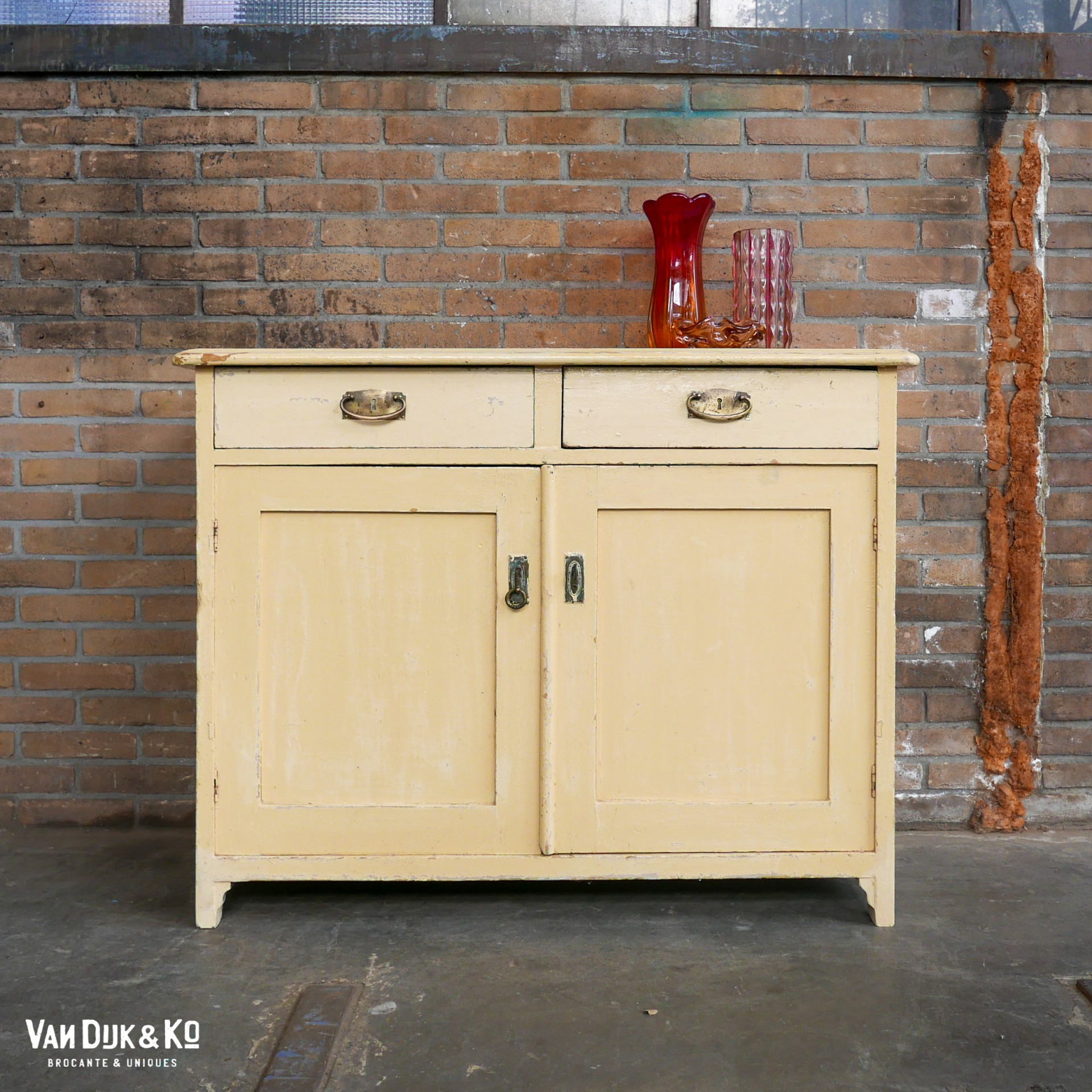 Vintage upcycled kastje