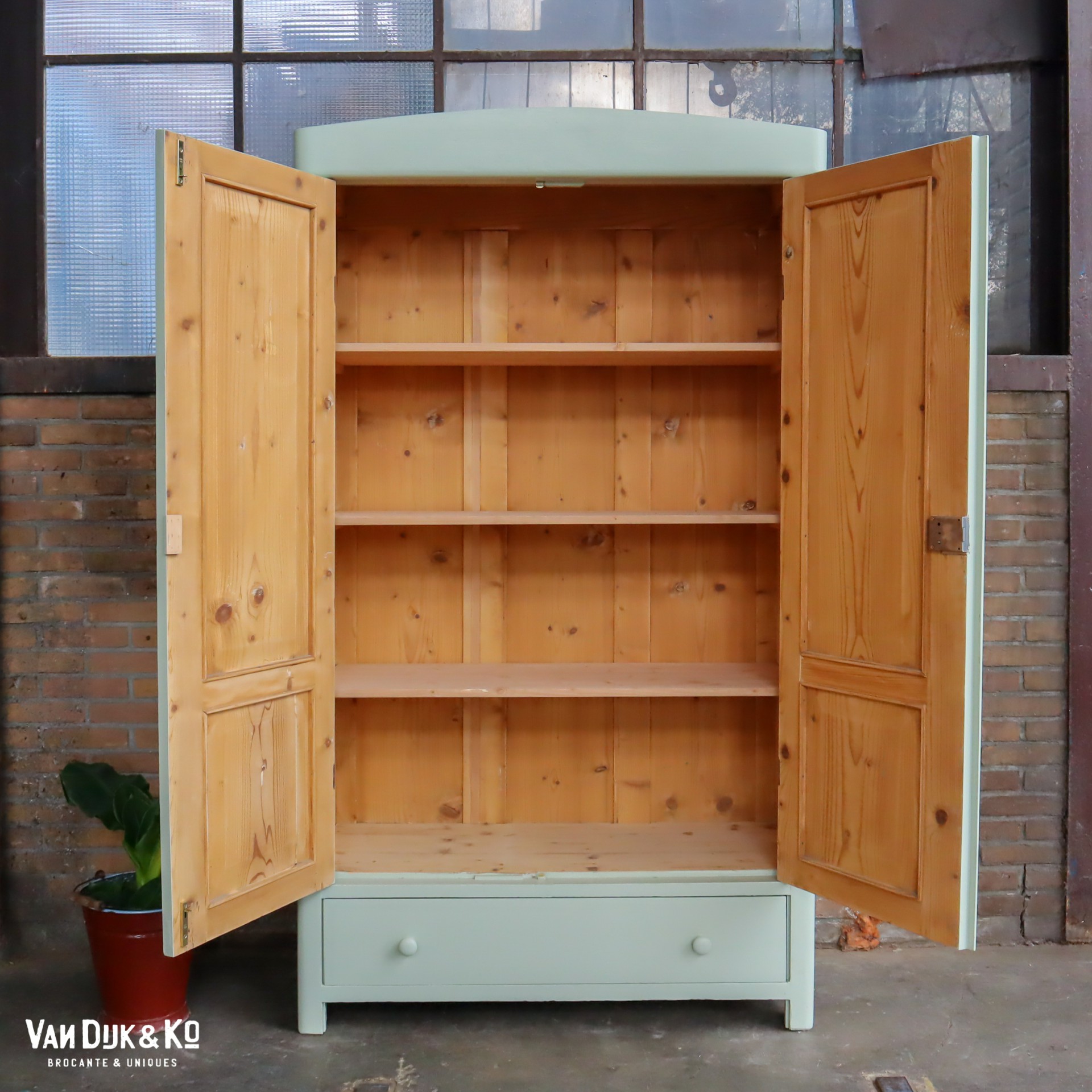 Brocante linnenkast