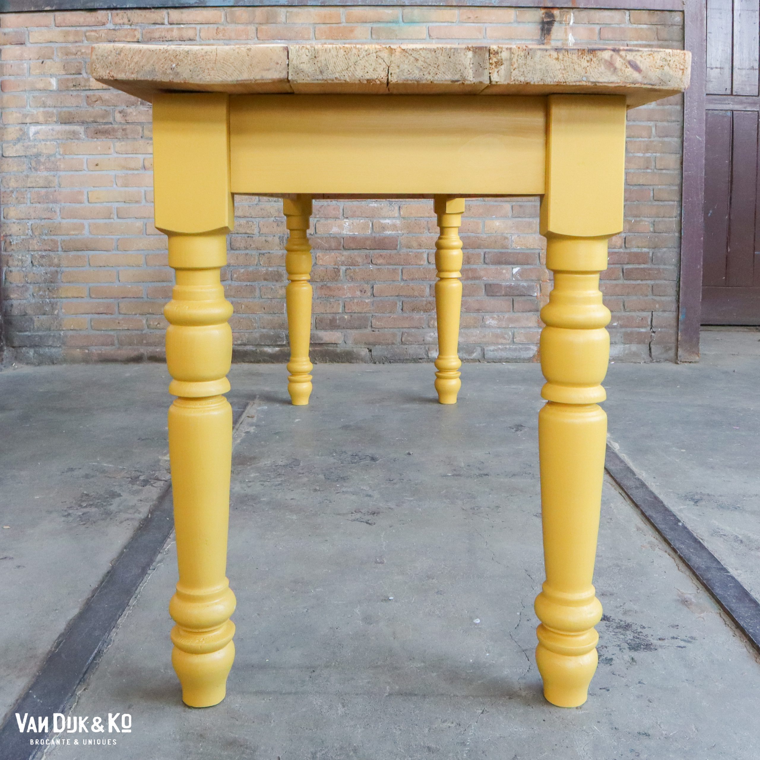 Landelijke tafel - okergeel onderstel - Afbeelding 4