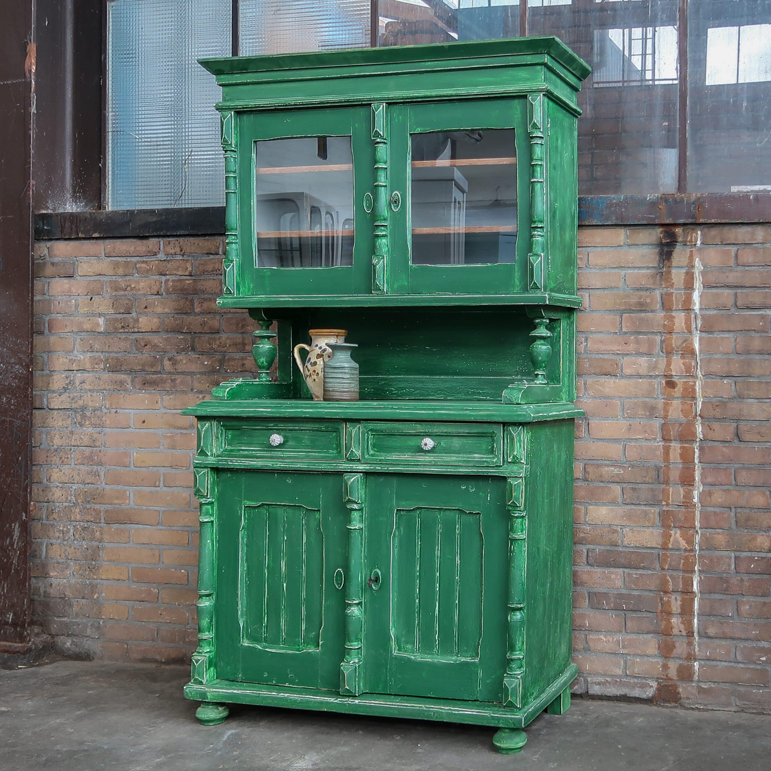 Brocante groene buffetkast - Afbeelding 2