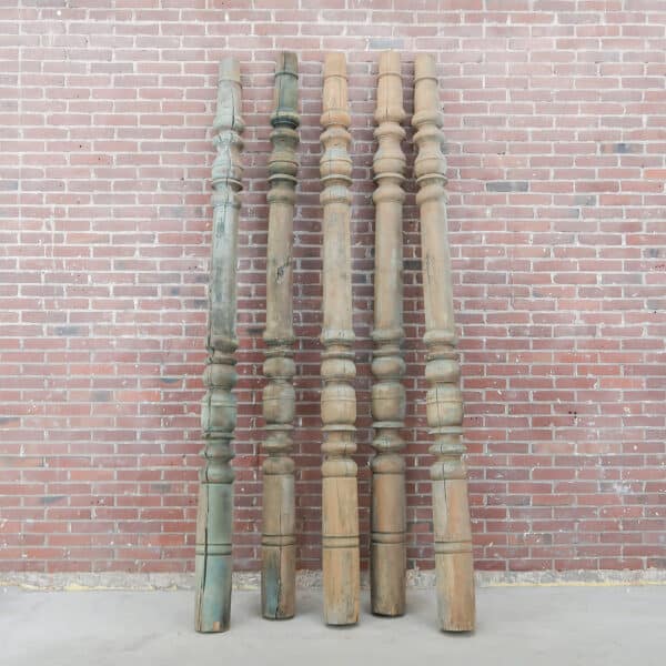 Ungarische Holzsäulen
