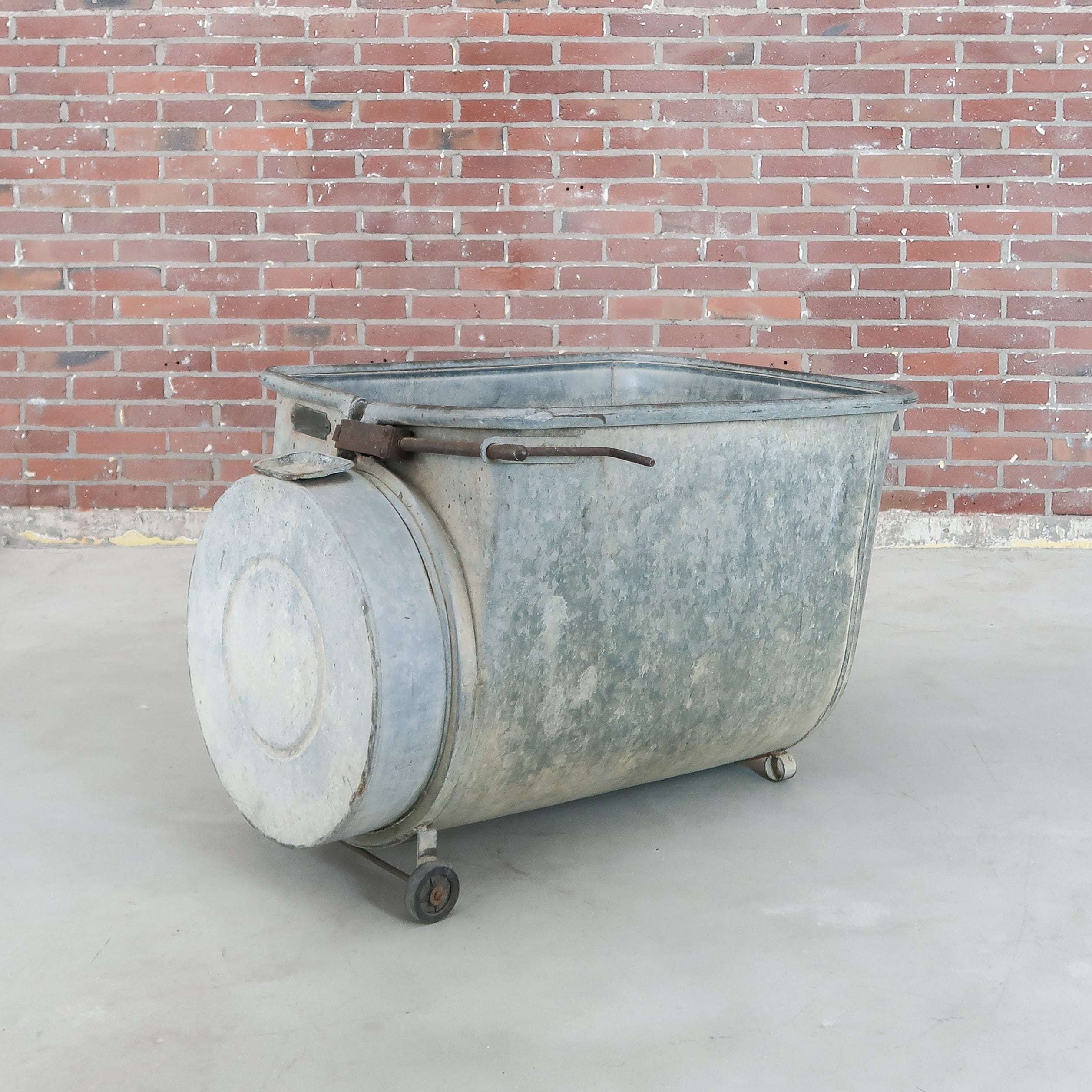 Mini-Badewanne aus Zink