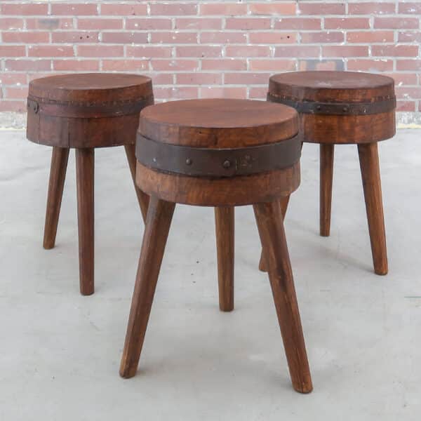 Authentischer Baumstamm-Hocker
