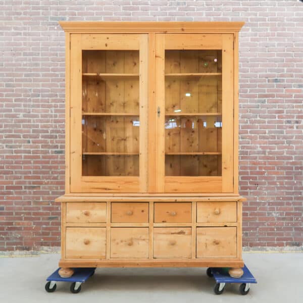 Großes Sideboard aus Kiefer