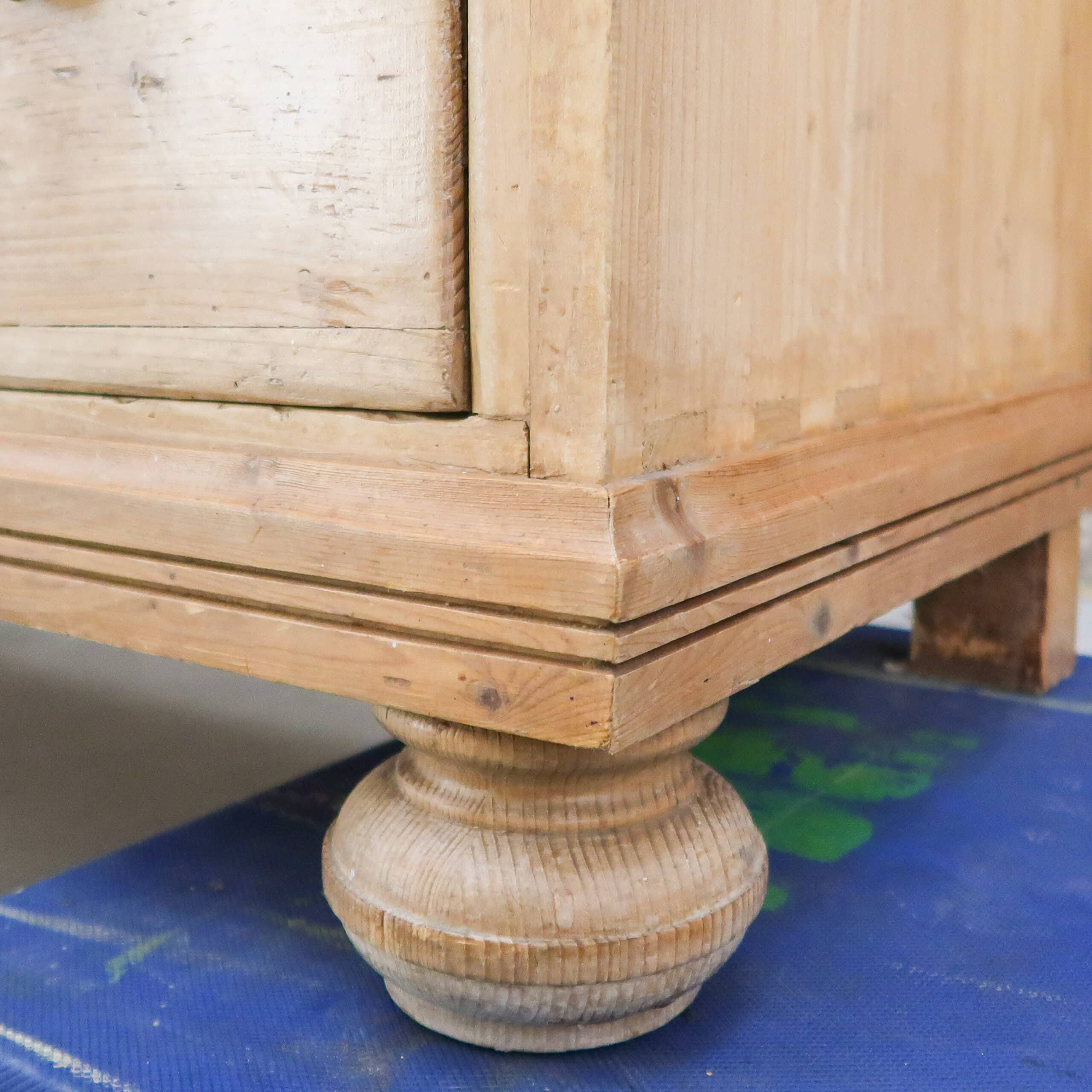 Großes Sideboard aus Kiefernholz - Bild 12