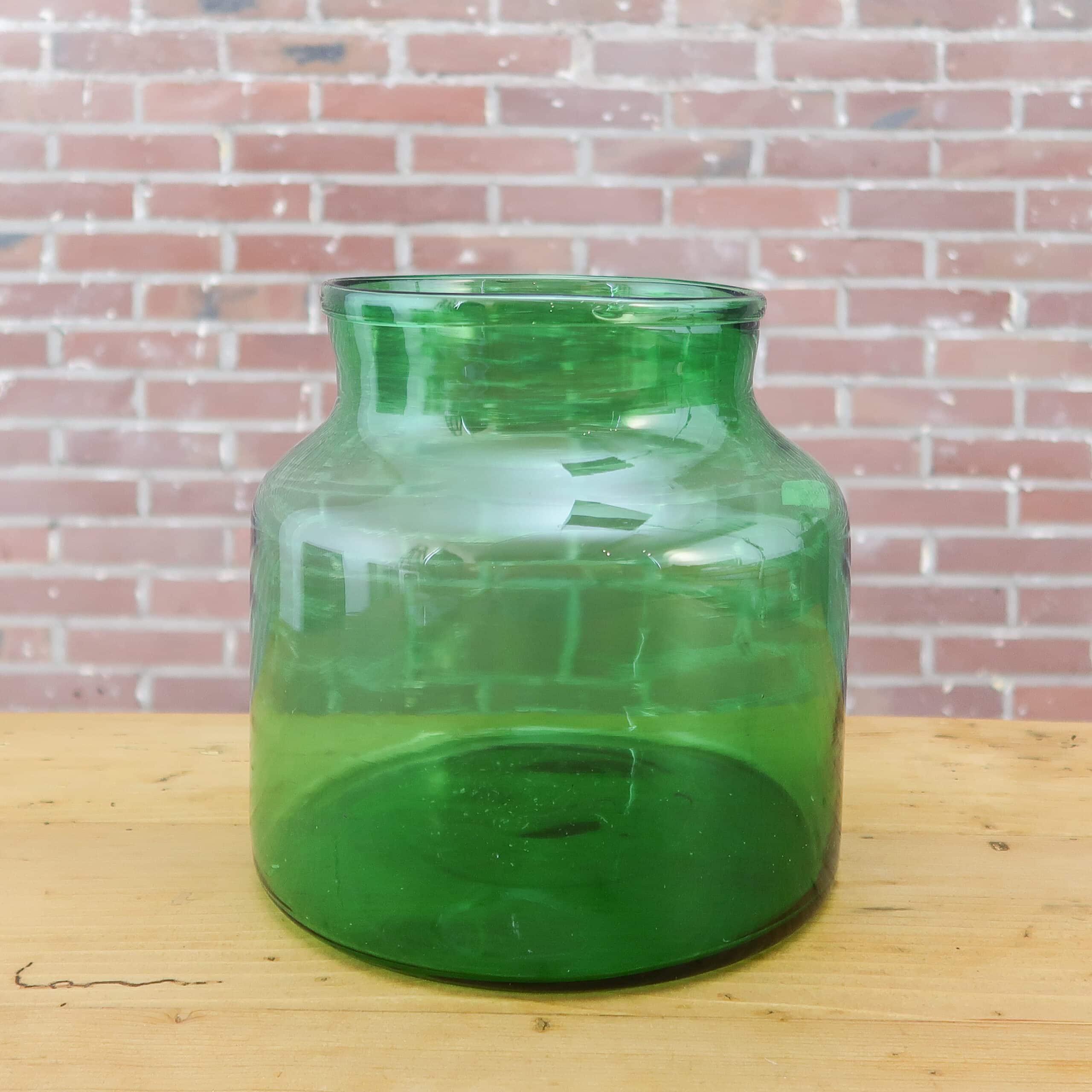 Grüne Glasvase
