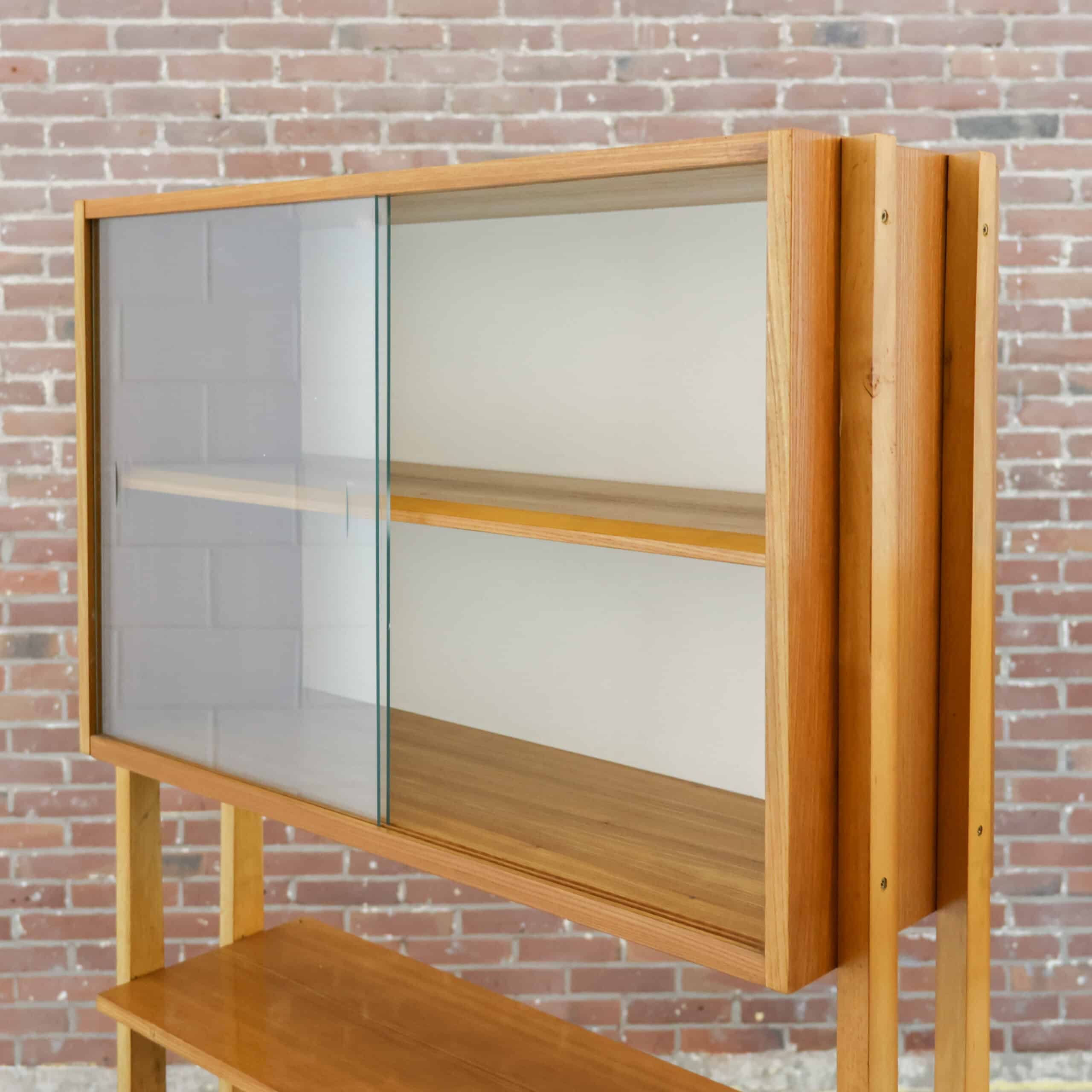 Hängeschrank aus der Mitte des Jahrhunderts - Jitona - Bild 3