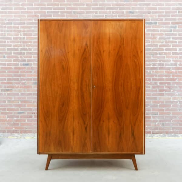 Mid-century Schrank - Jitona