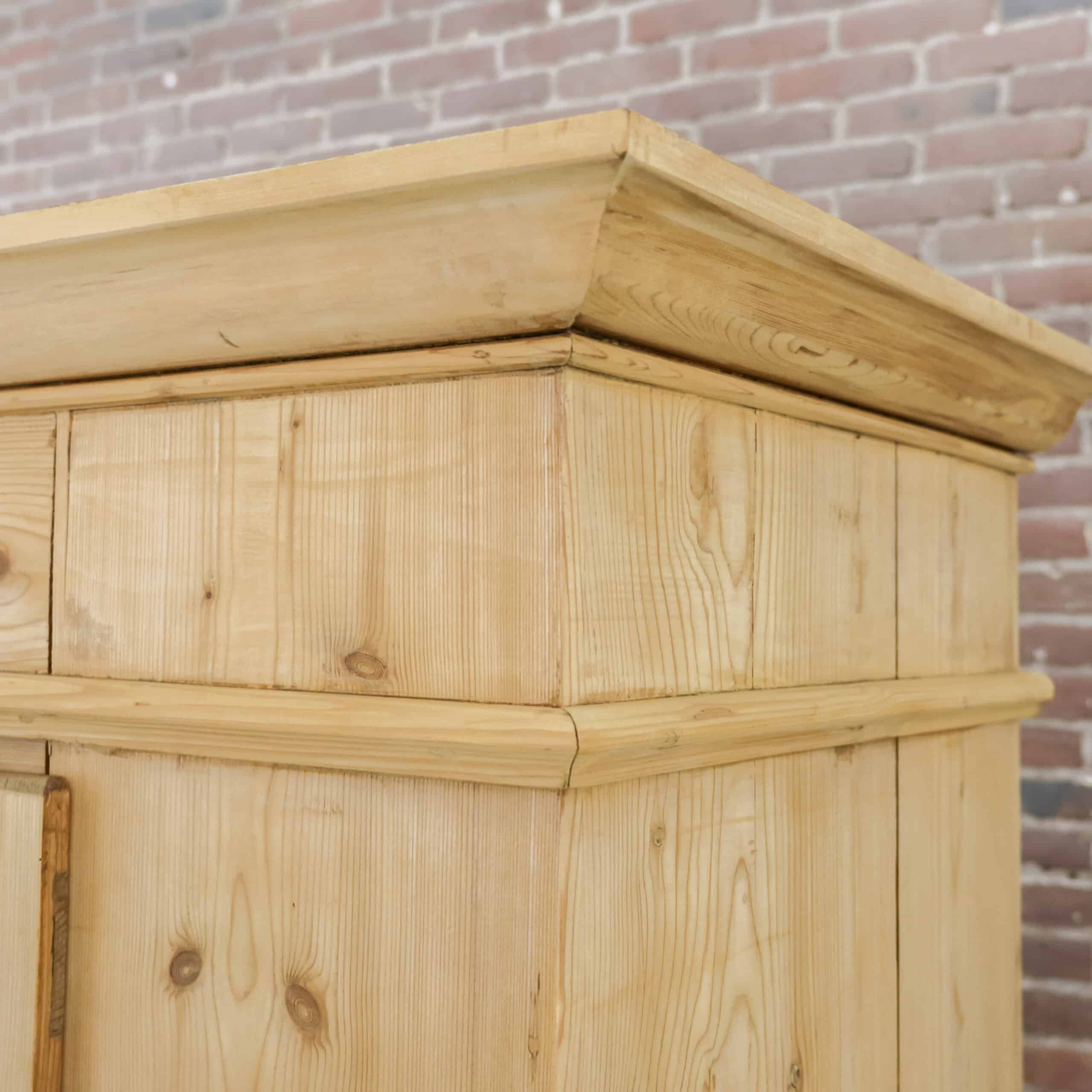 Eintüriger Kleiderschrank aus Kiefernholz - Bild 6