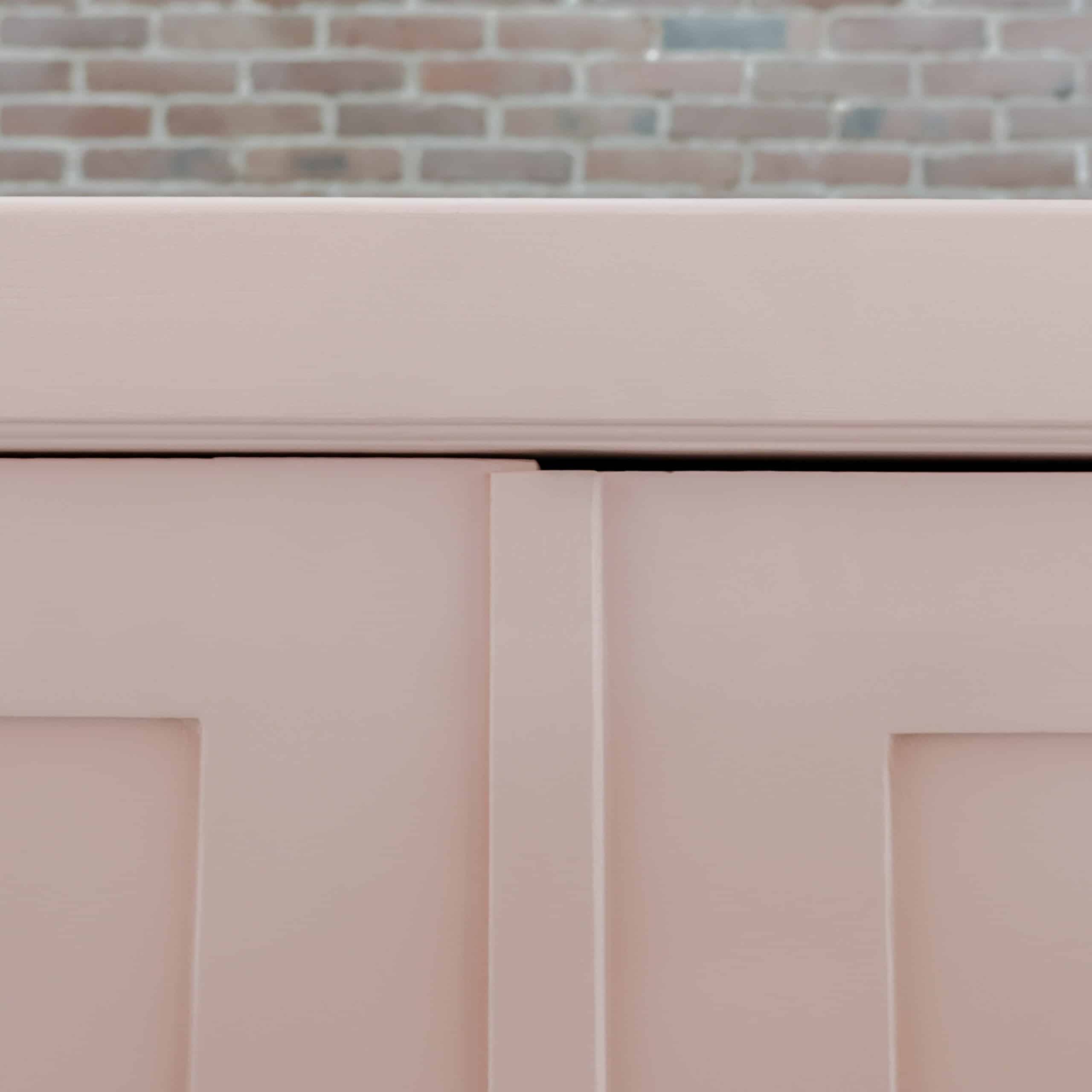 Rosa Wäscheschrank - Bild 3
