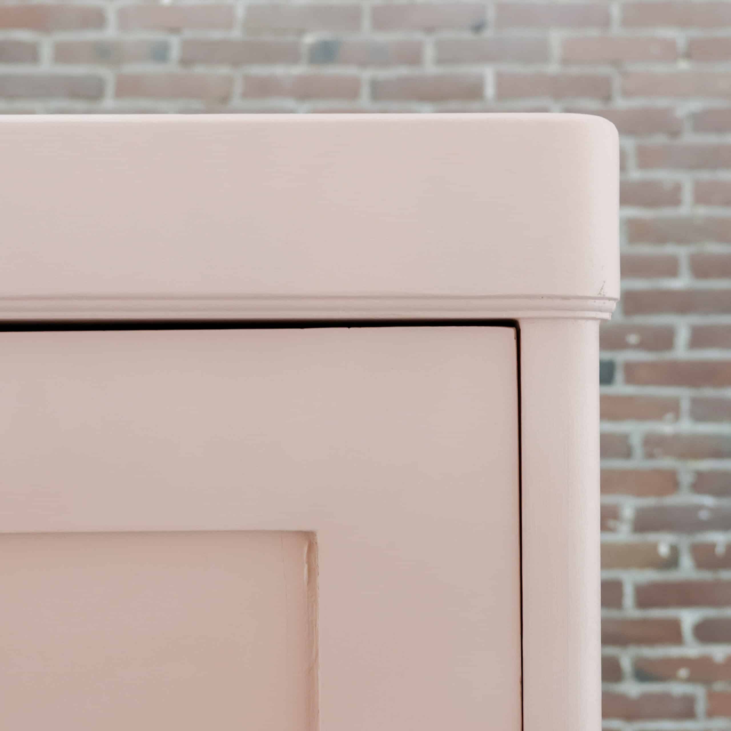 Rosa Wäscheschrank - Bild 4