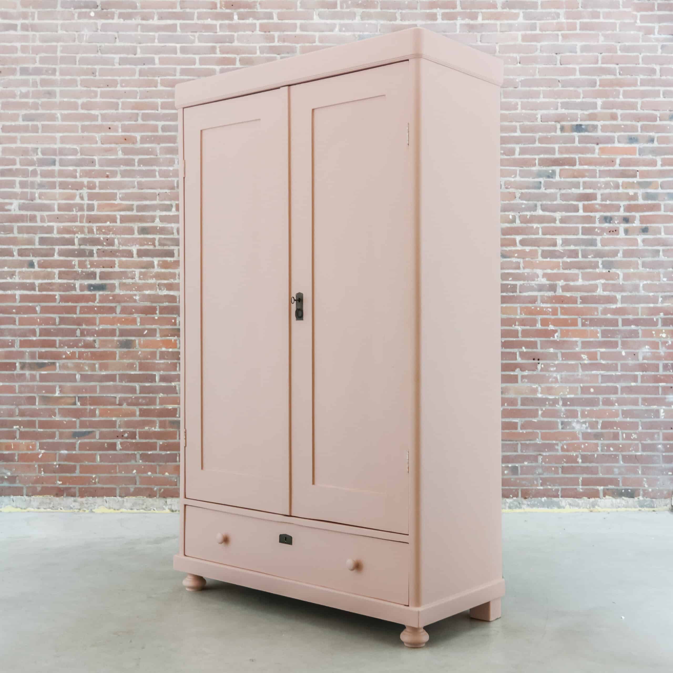 Rosa Wäscheschrank - Bild 7