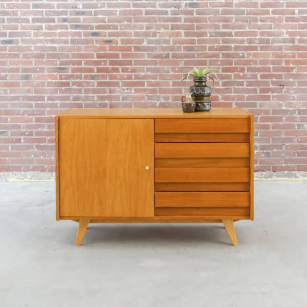 Mid-Century Sideboard von Jiří Jiroutek
