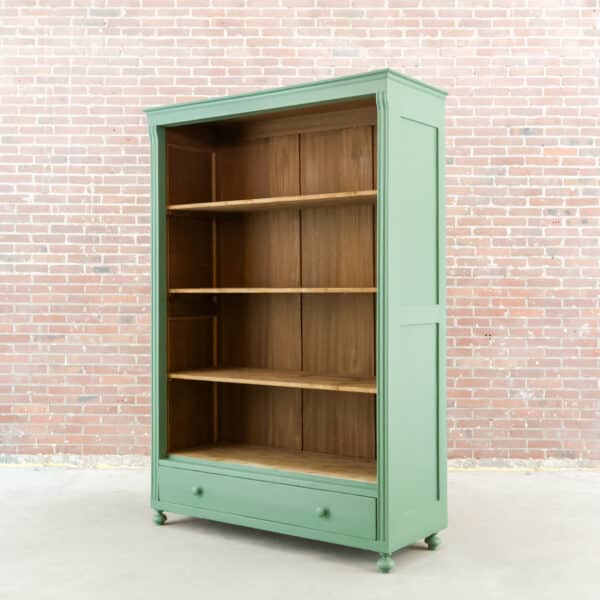 Offenes Bücherregal