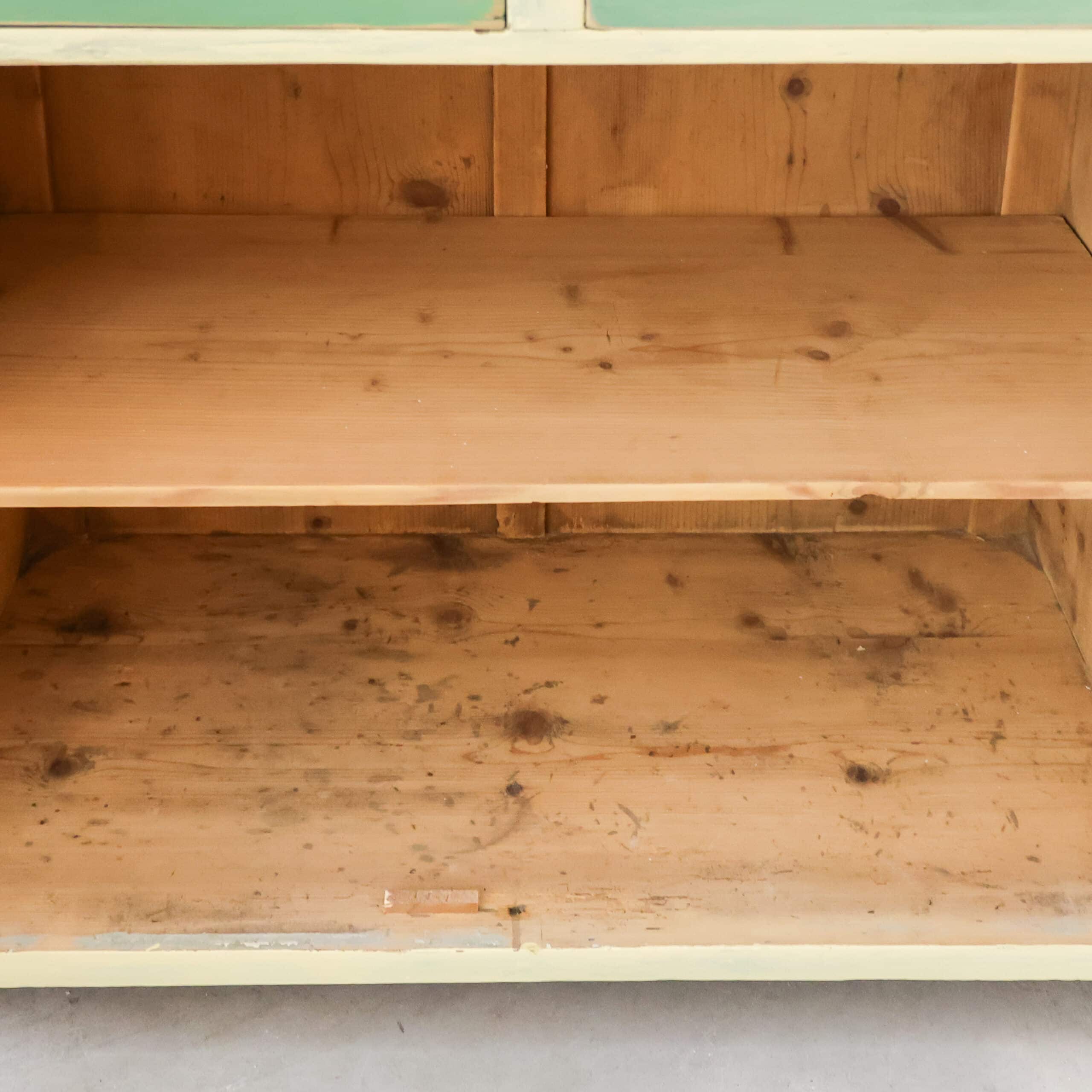 Brocante grünes Sideboard - Bild 5