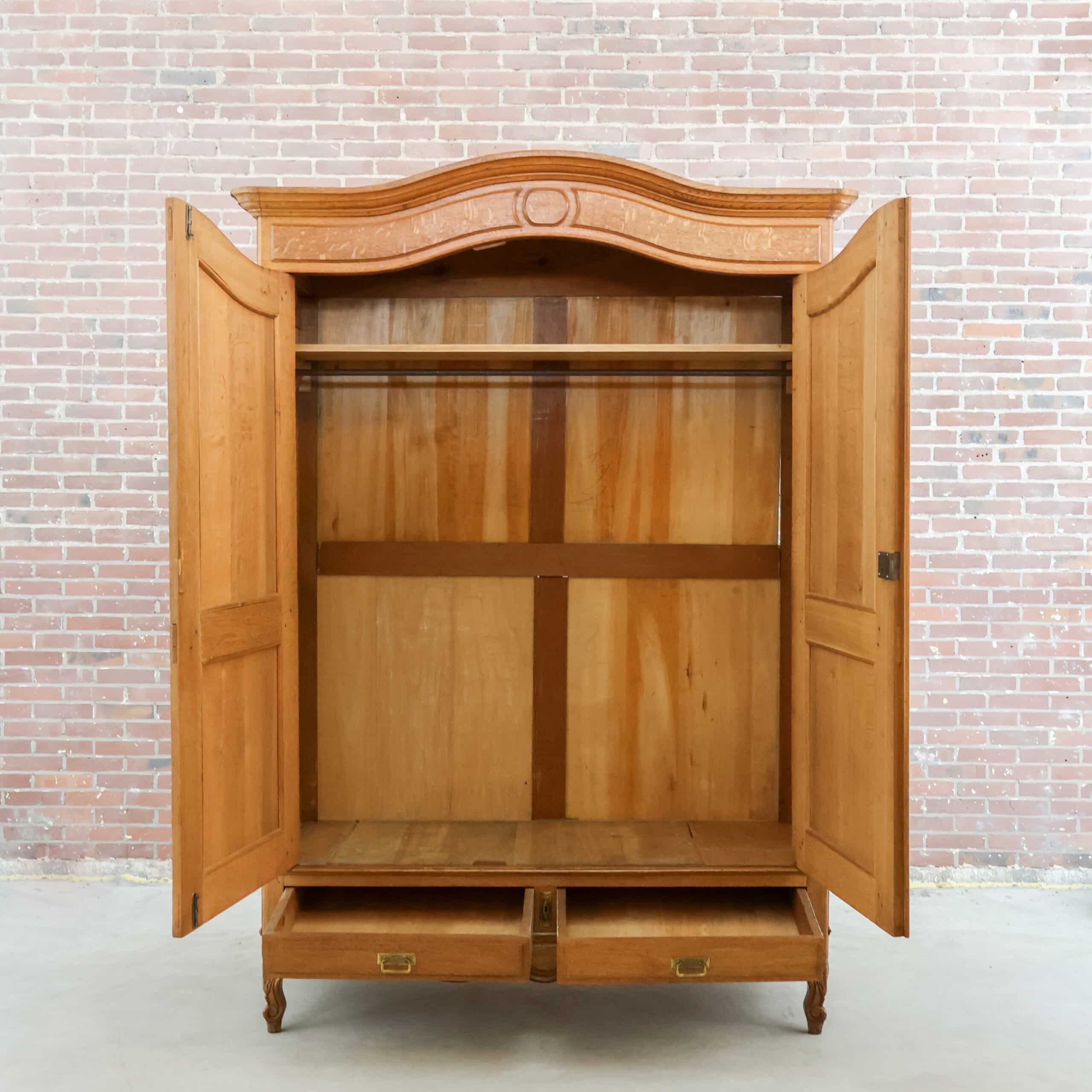 Antiker französischer Wäscheschrank – zerlegbar – Abbildung 2