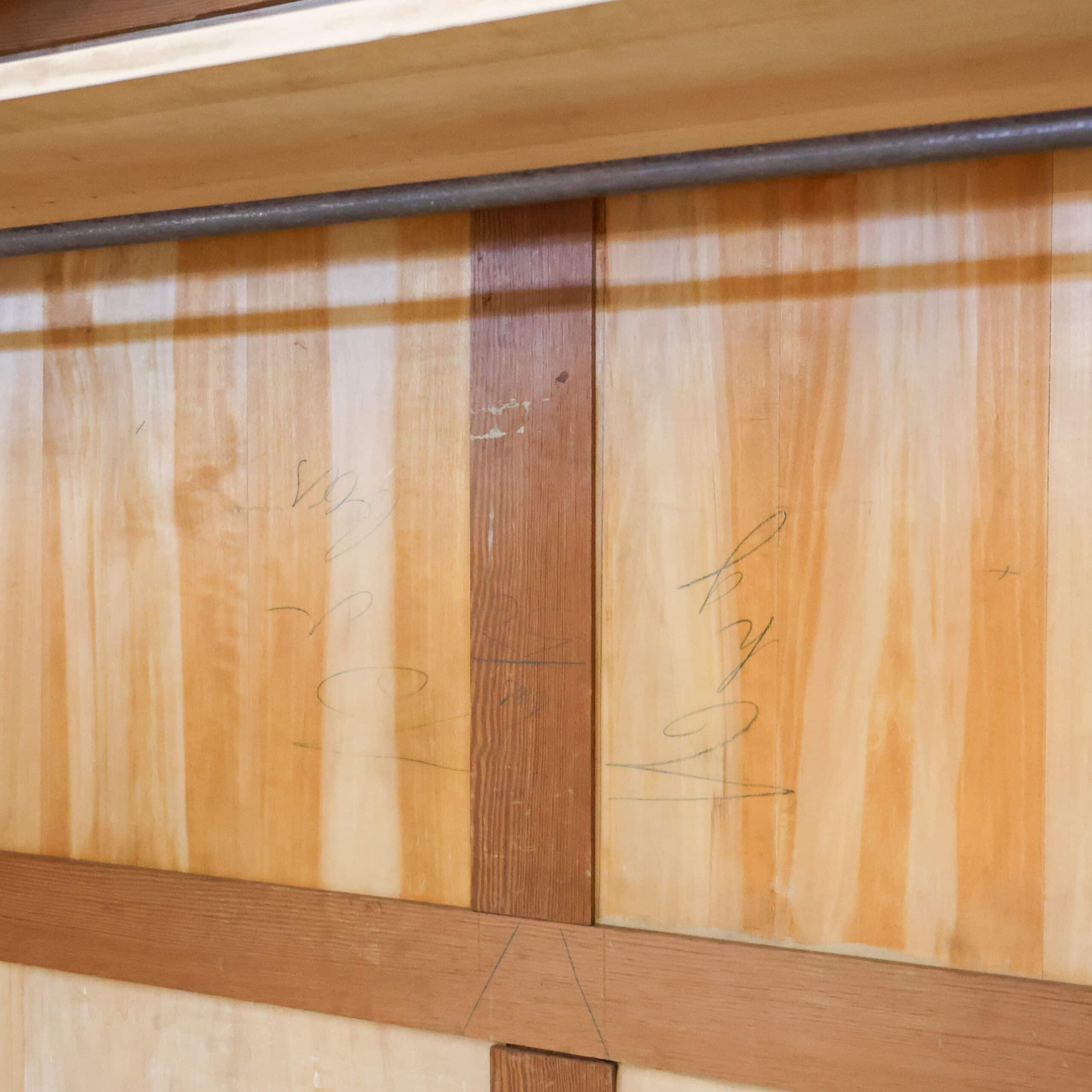 Antiker französischer Wäscheschrank – zerlegbar – Abbildung 4