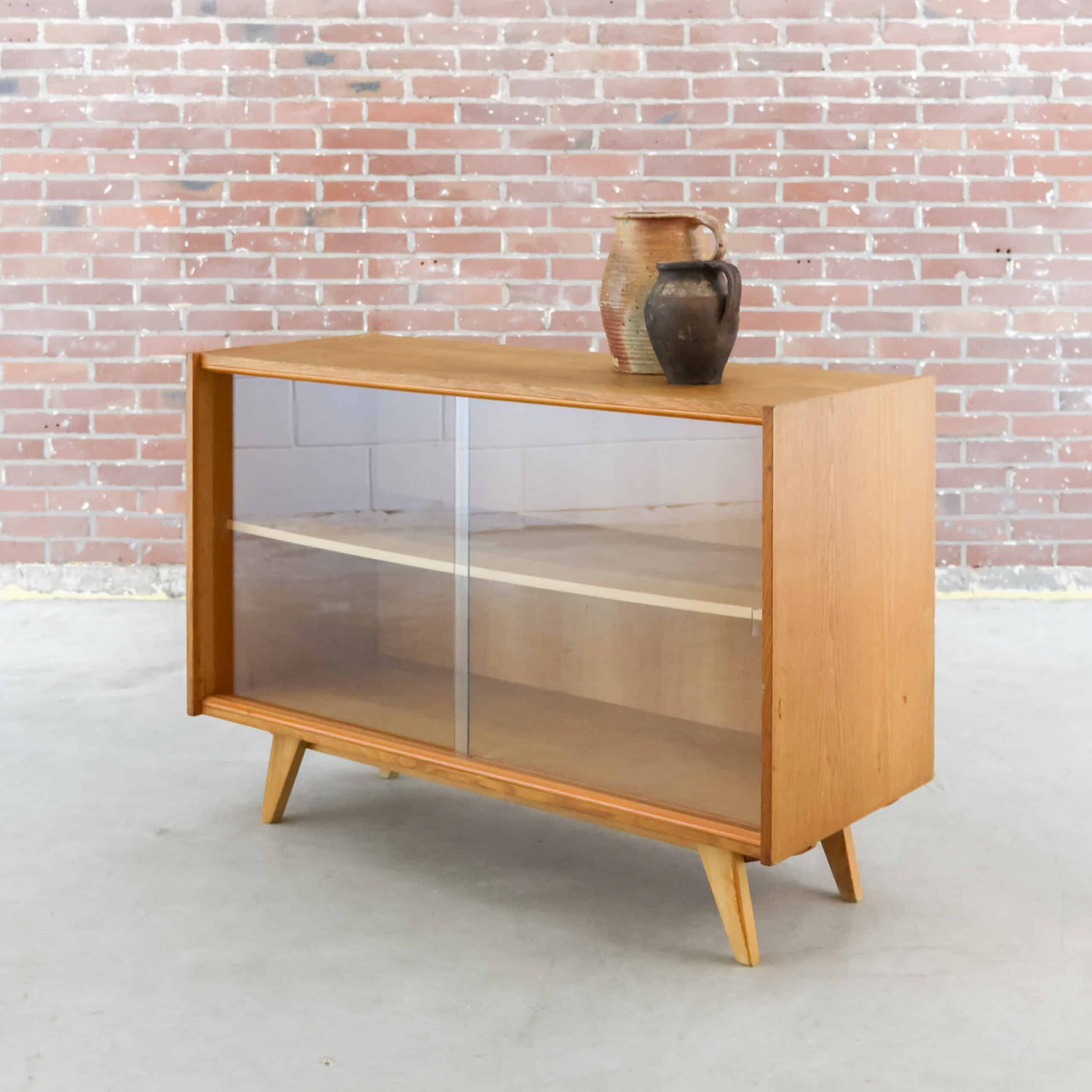Vintage-Vitrine – Praha – Abbildung 11