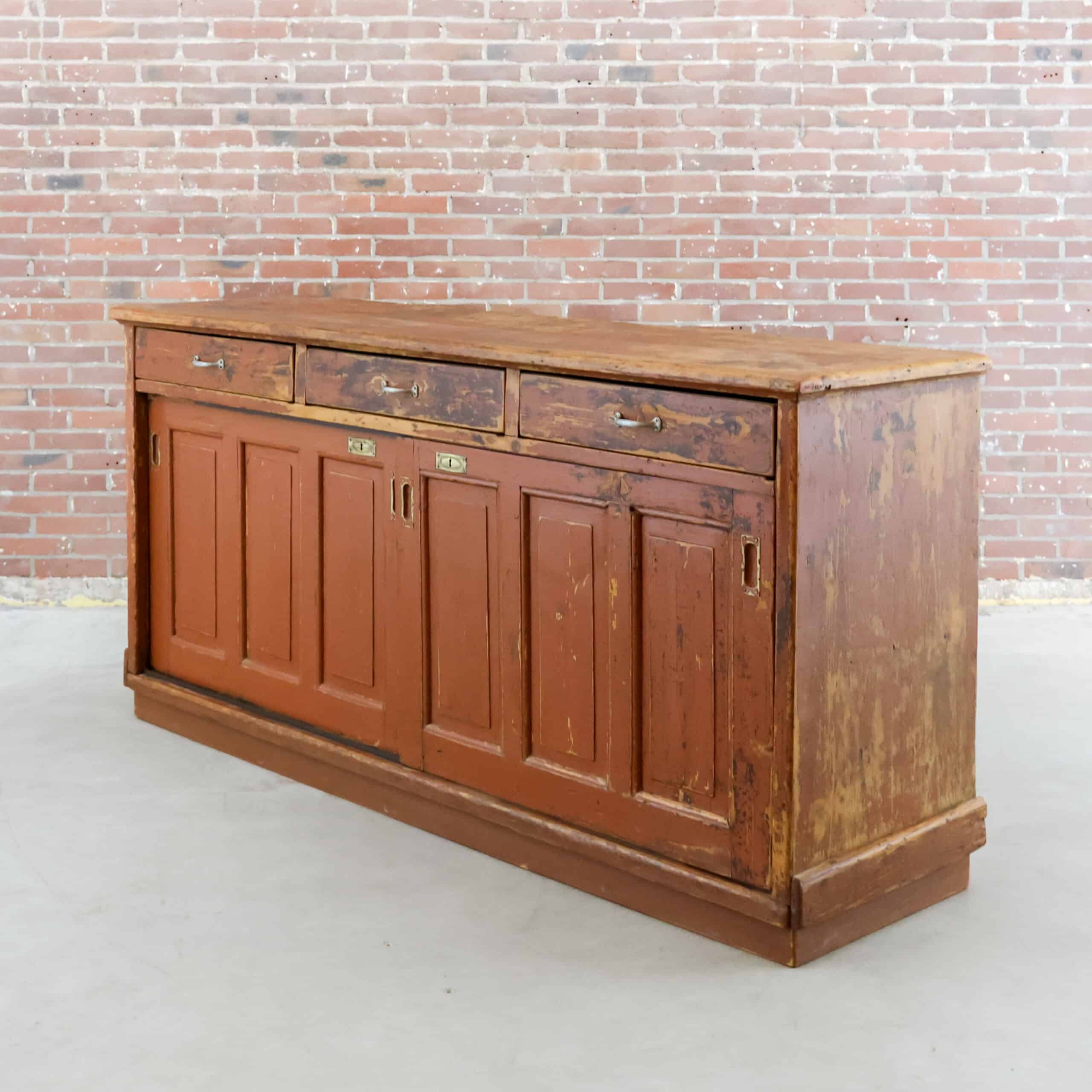 Brocante-Sideboard mit Schiebetüren – Abbildung 10