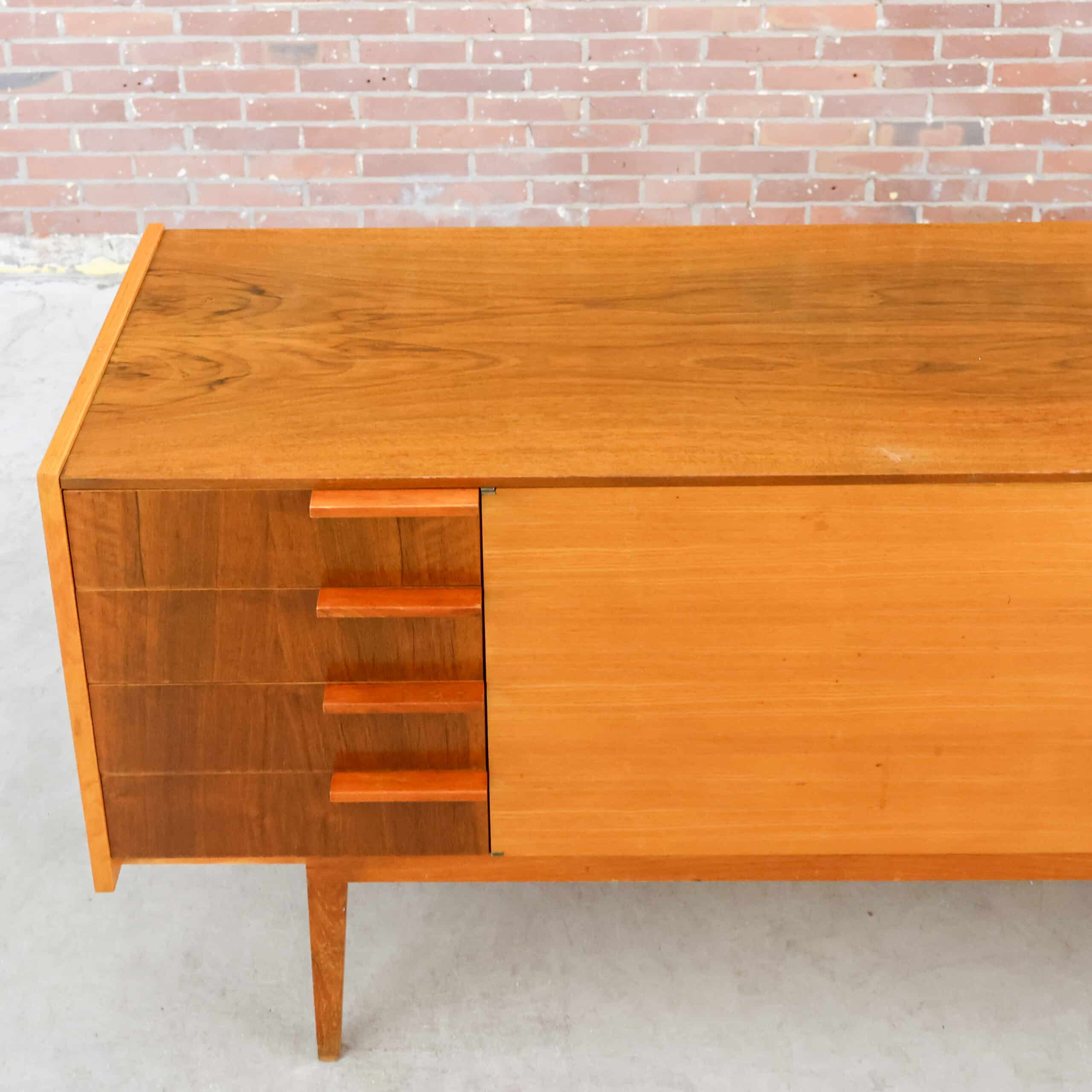 Mid-Century-Sideboard – Up Závody – Abbildung 7