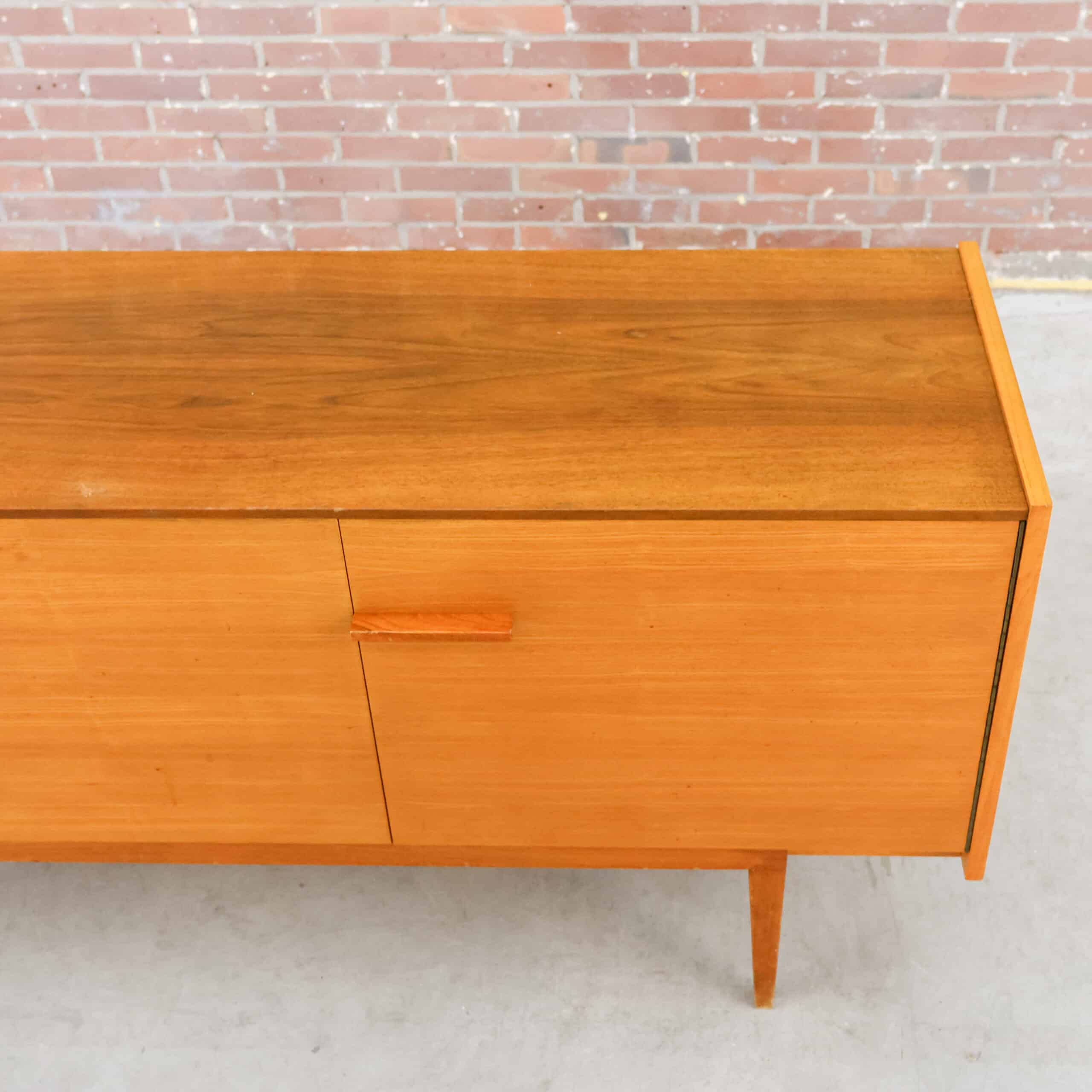 Mid-Century-Sideboard – Up Závody – Abbildung 9