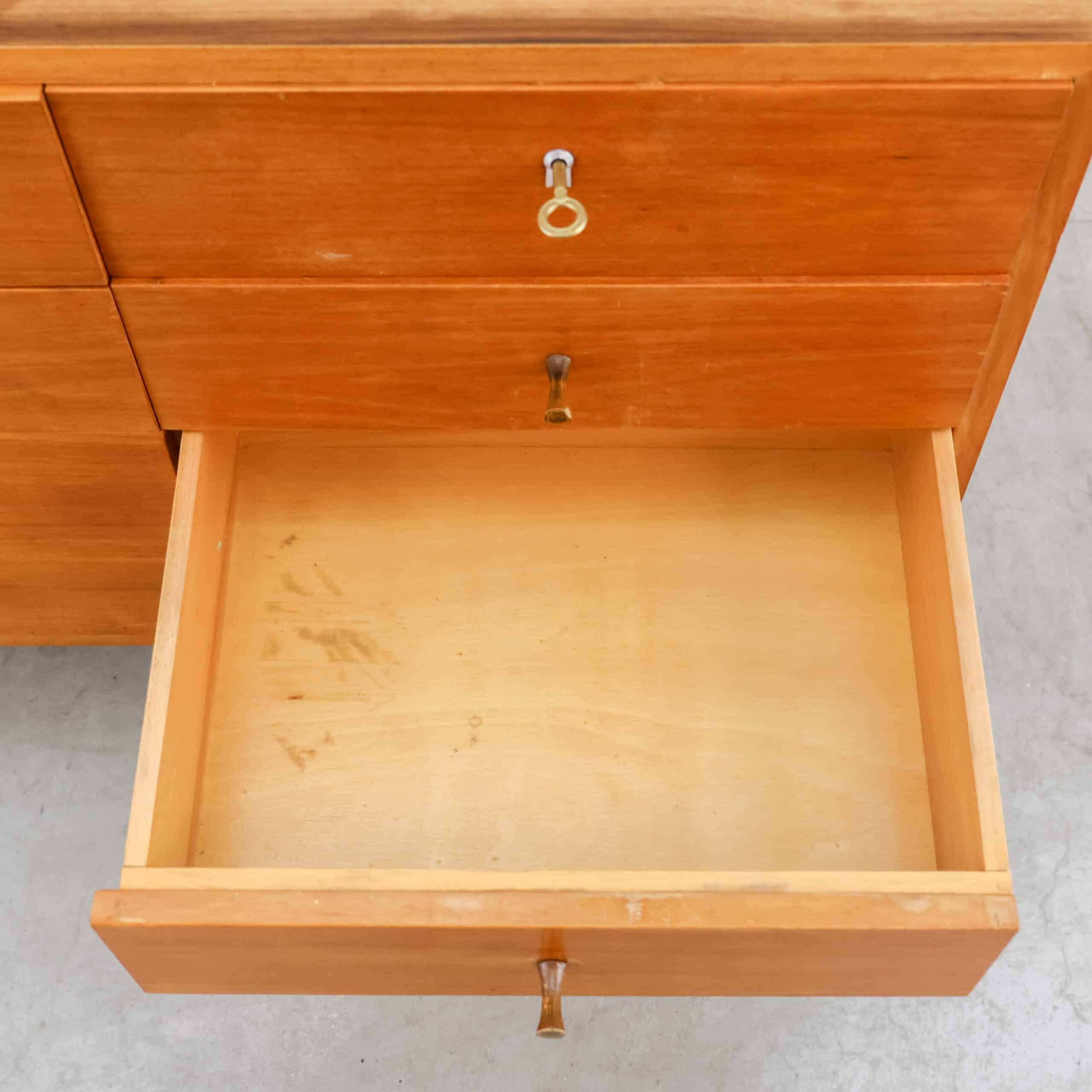 Vintage-Kommode – Abbildung 6