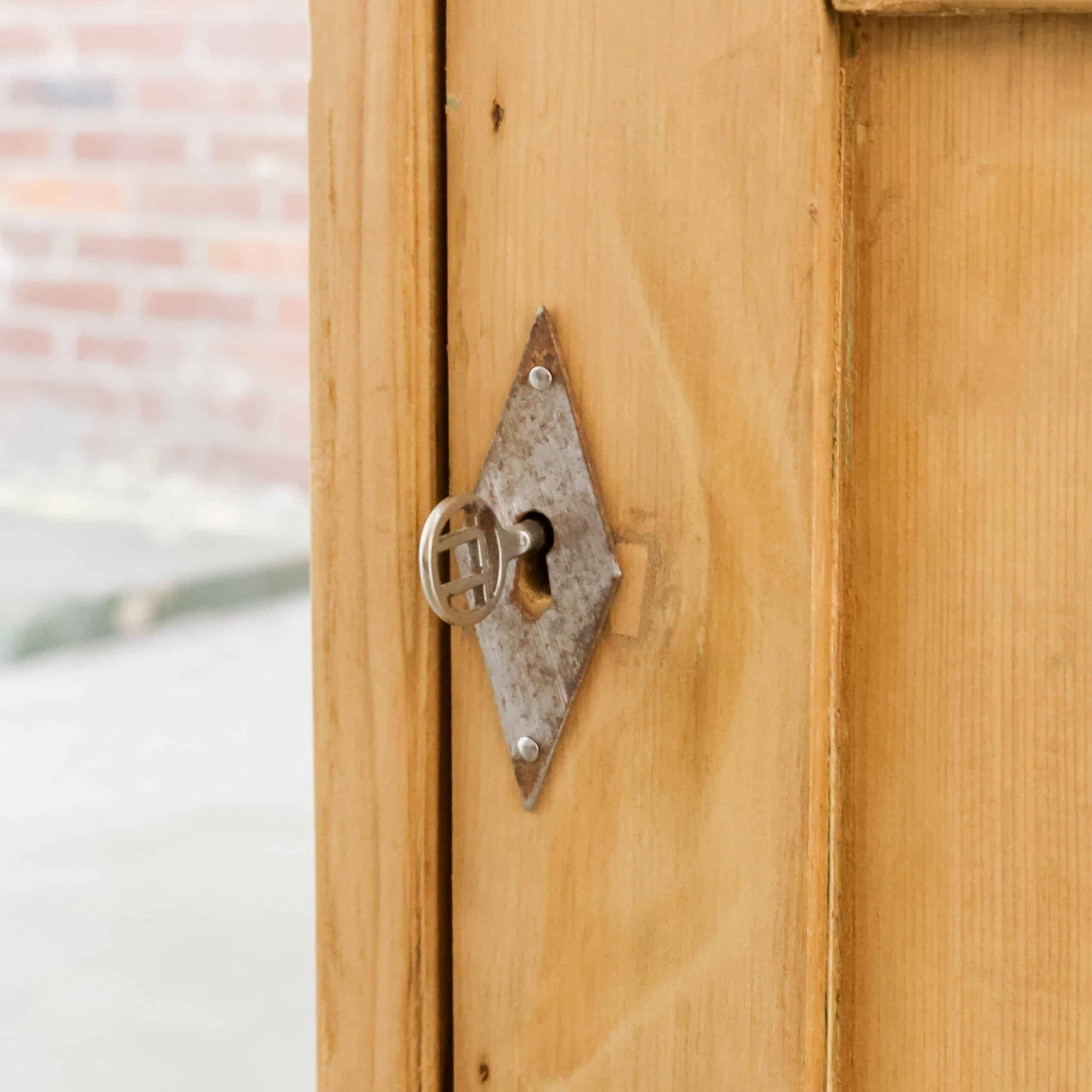 Kiefernholz-Sideboard – Abbildung 7