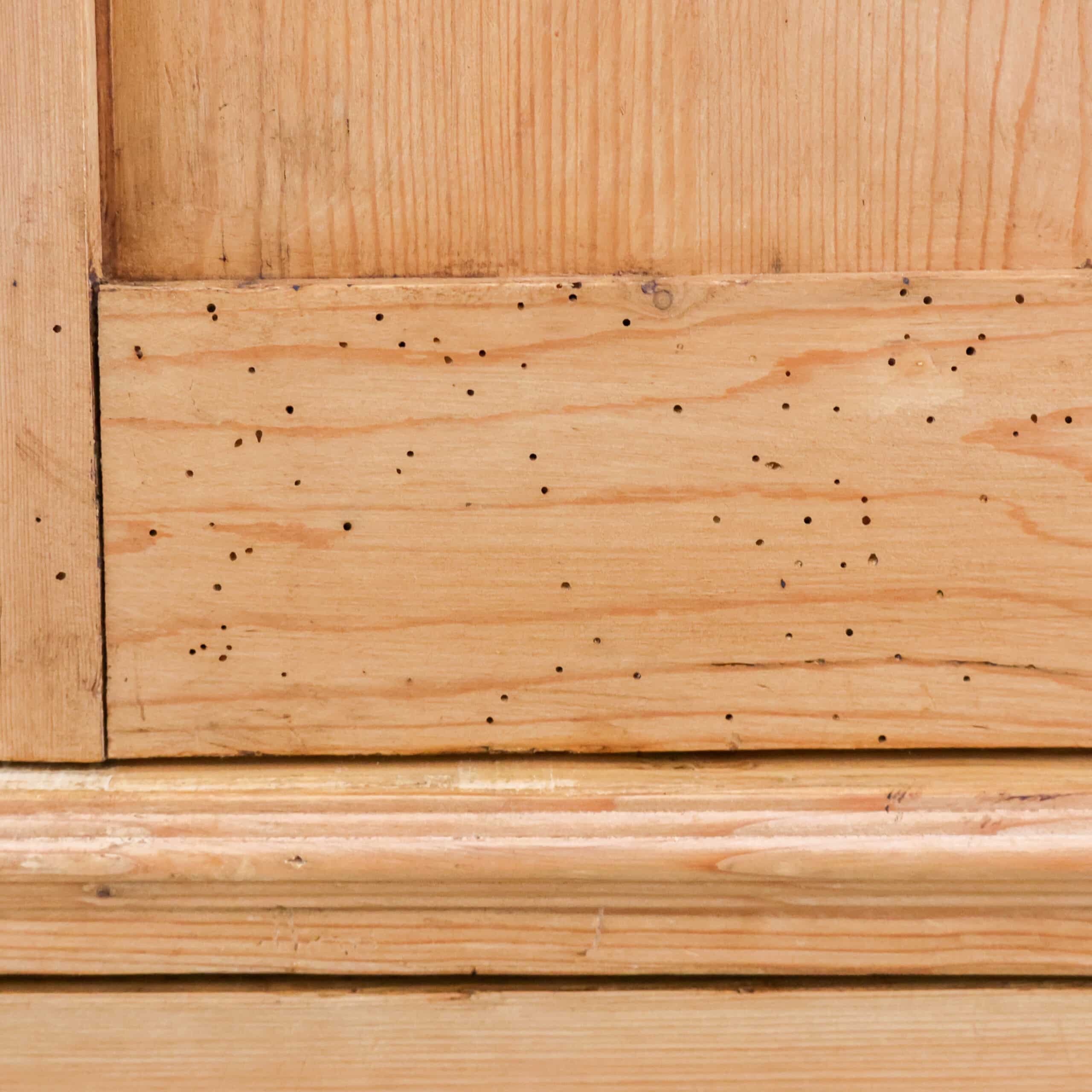 Kleiderschrank aus Kiefer - Demontage - Bild 9