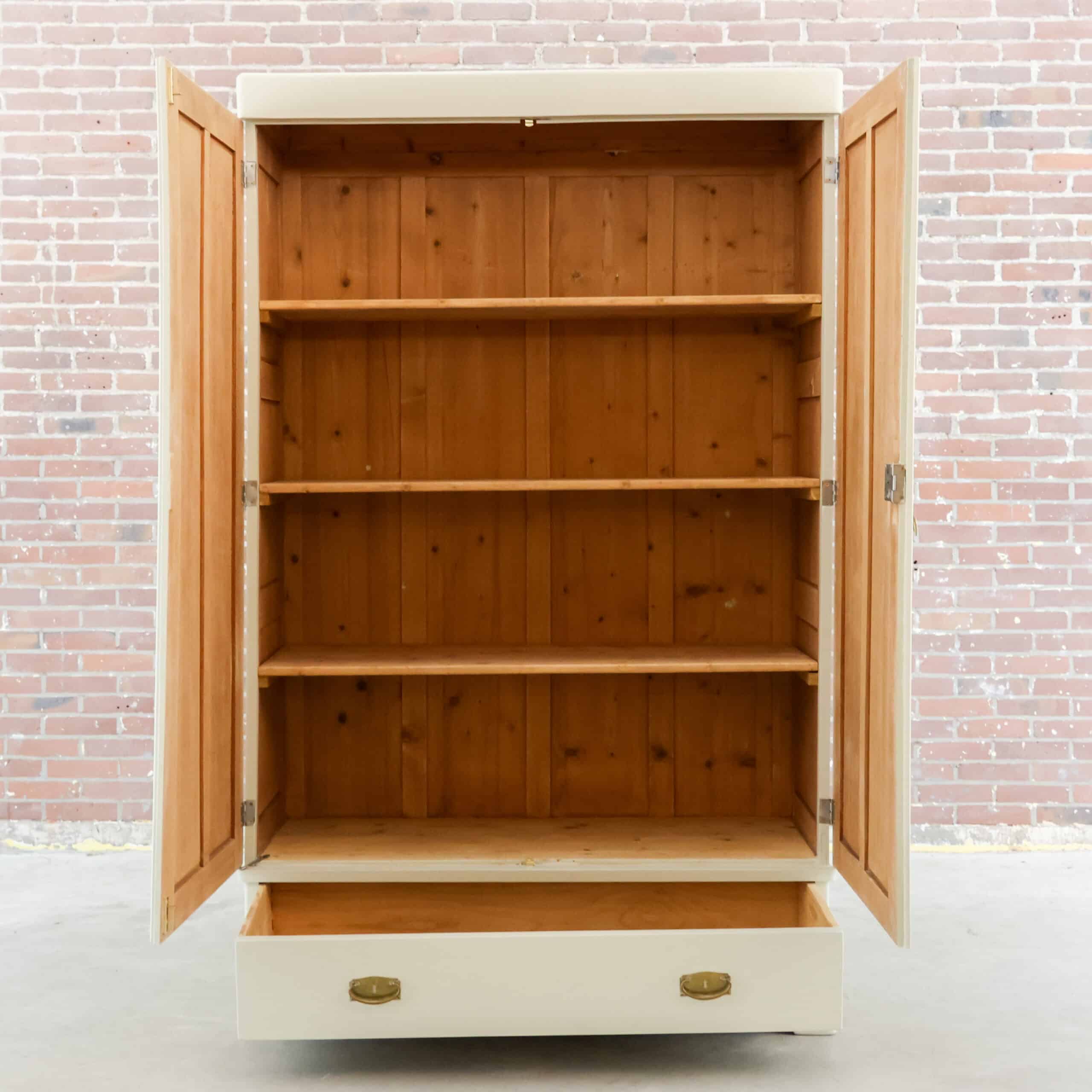 Brocant Wäscheschrank - Bild 2