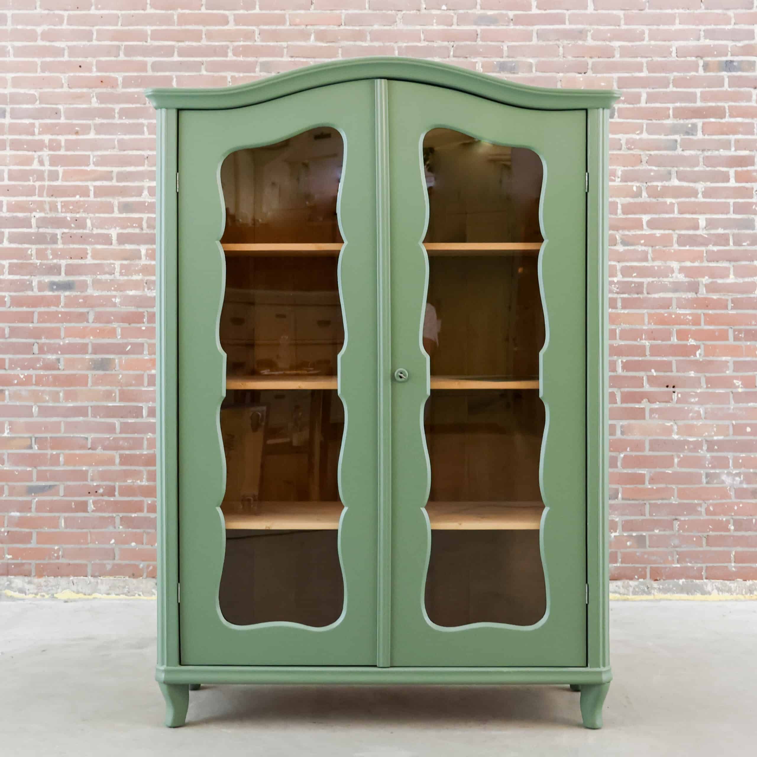 Brocante-Vitrine