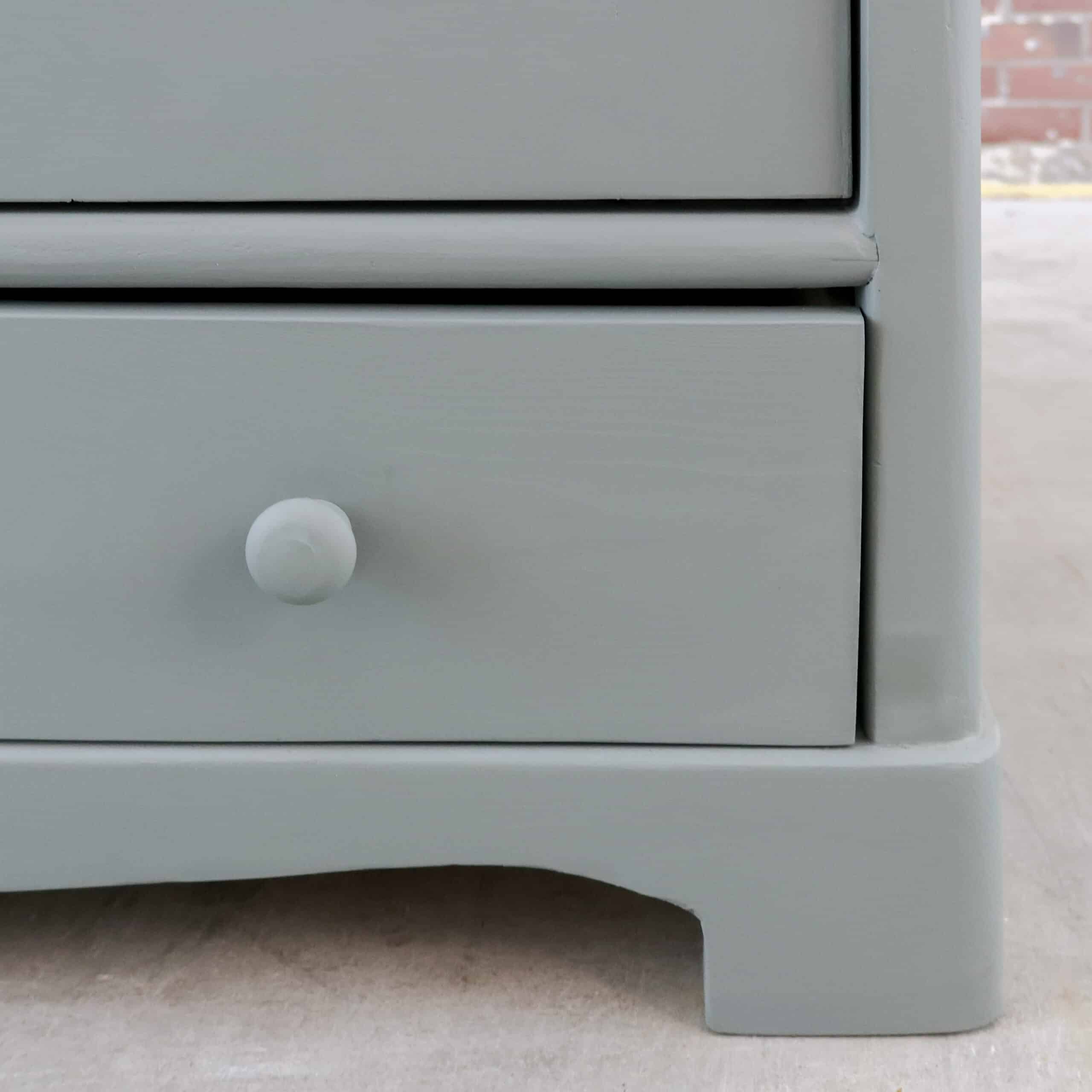 Grauer Kleiderschrank - Bild 7