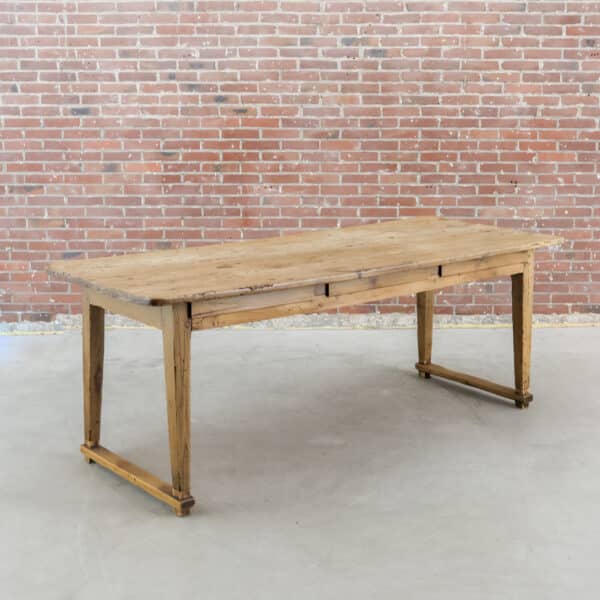 Brocante Esstisch